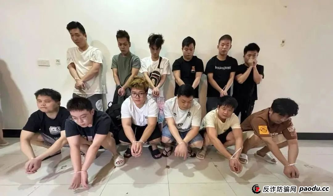 场面震撼!柬埔寨电诈园区上演集体大逃亡! 场面震撼!柬埔寨电诈园区上演集体大逃亡!